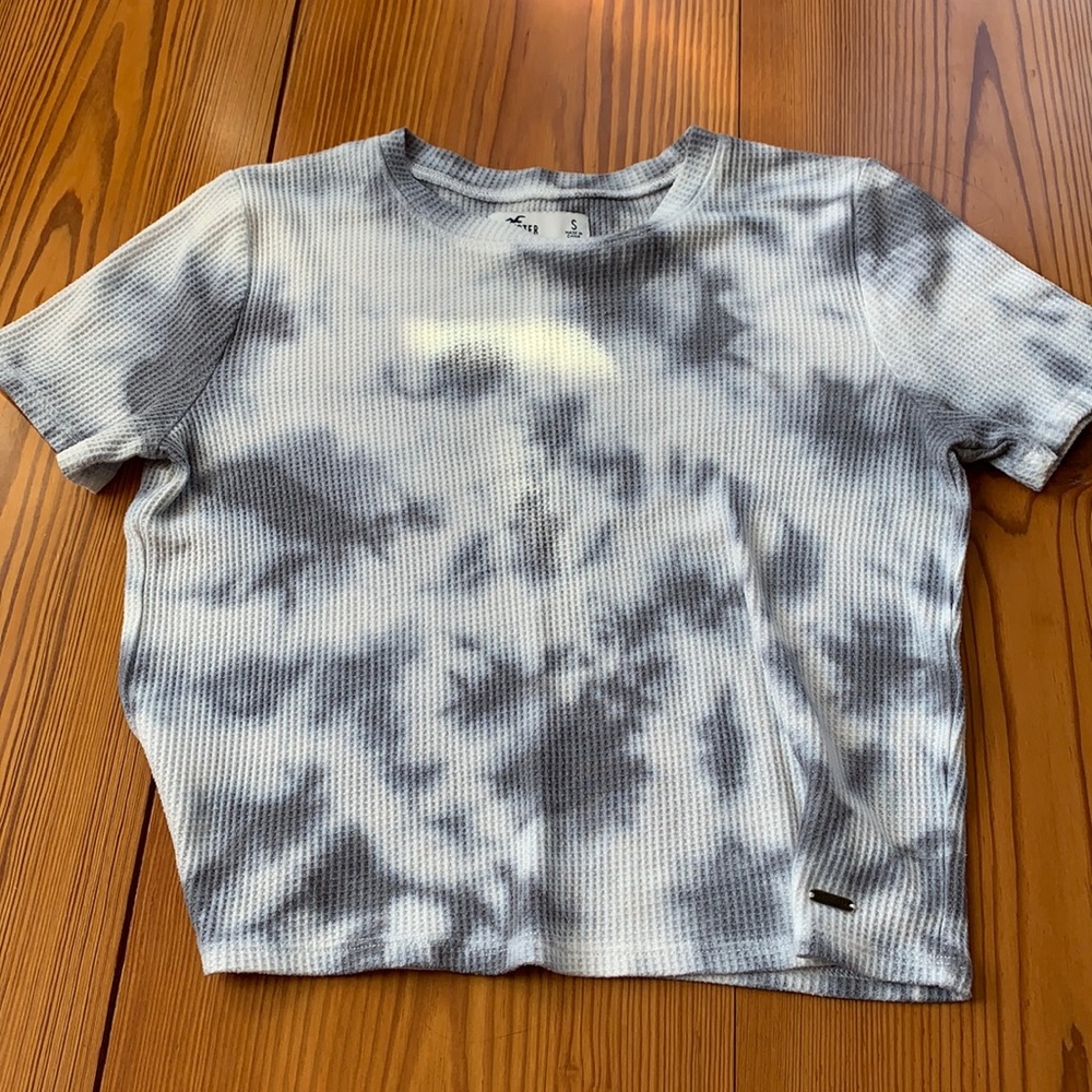 Cropped Short Sleeve Shirt